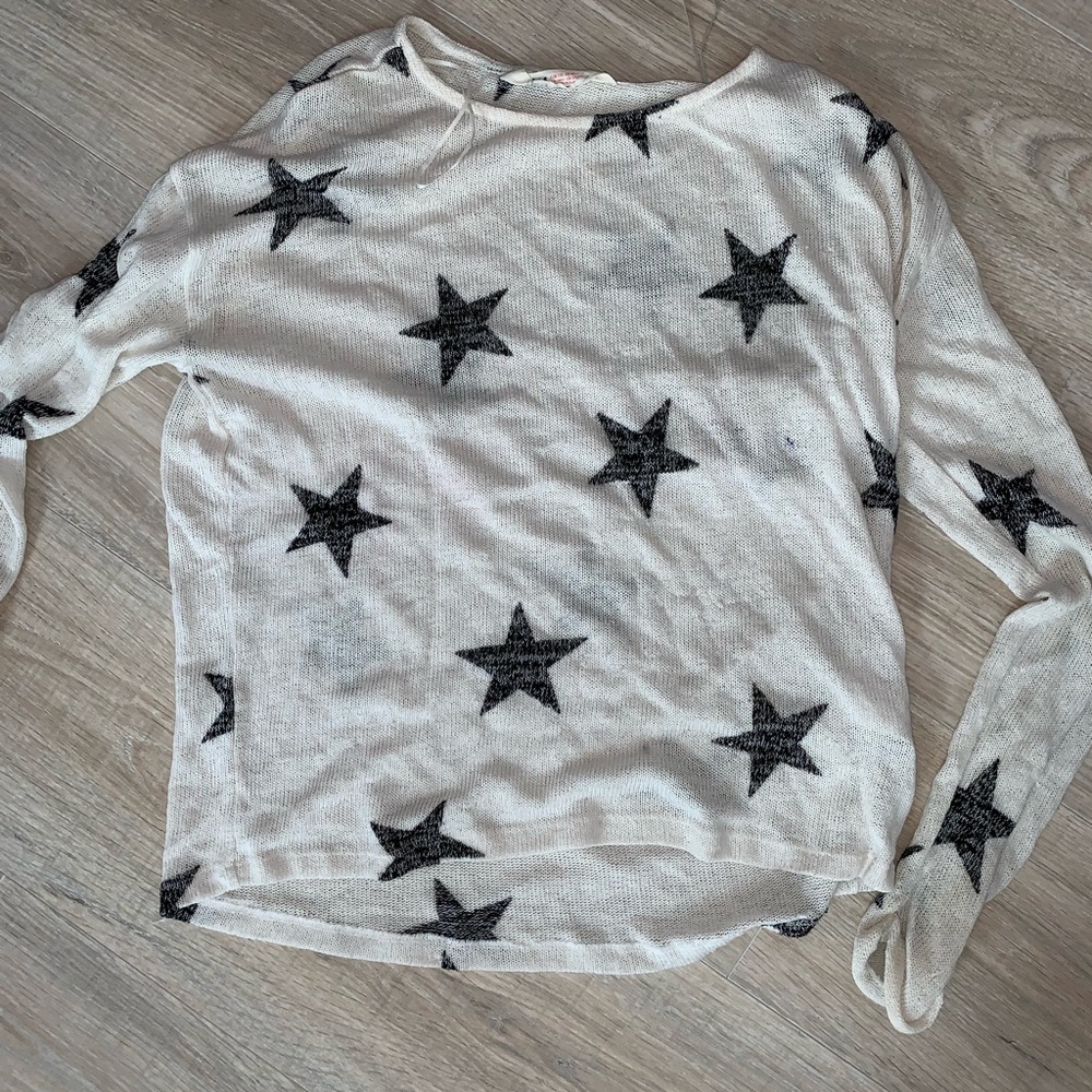 Star printed white sweater